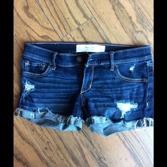 Abercrombie & Fitch Denim Shorts Sz. 00 - Picture 1 of 3