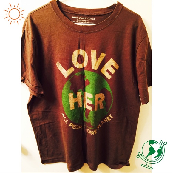 Brown save the planet t-shirt