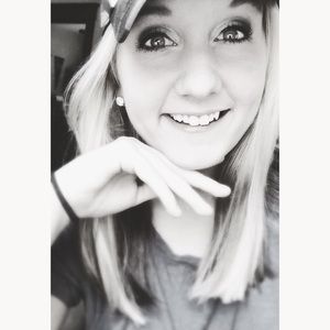 Meet your Posher, Kaitlin