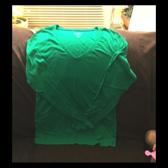 Long Sleeve Old Navy kelly green jersey knit SZ L