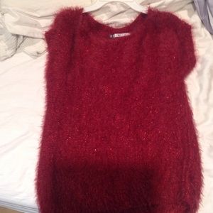 S Jennifer Lopez red sweater shirt