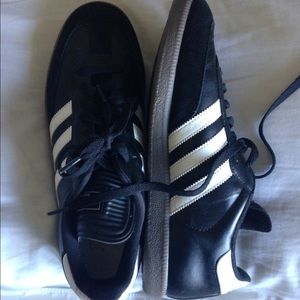 Adidas Samba Tennis Shoes