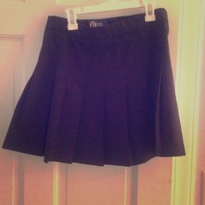 12 black tennis skirt