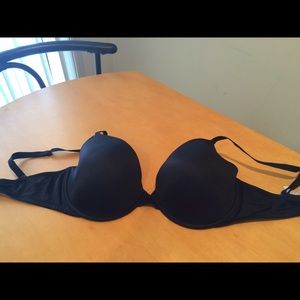 Victoria's Secret black and pink/white bra bundle