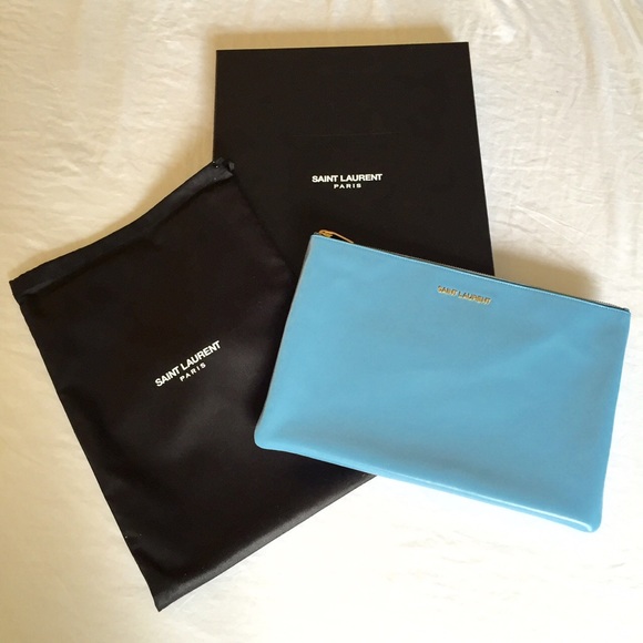 🎉🎉SOLD🎉🎉Saint Laurent Leather Zip Pouch