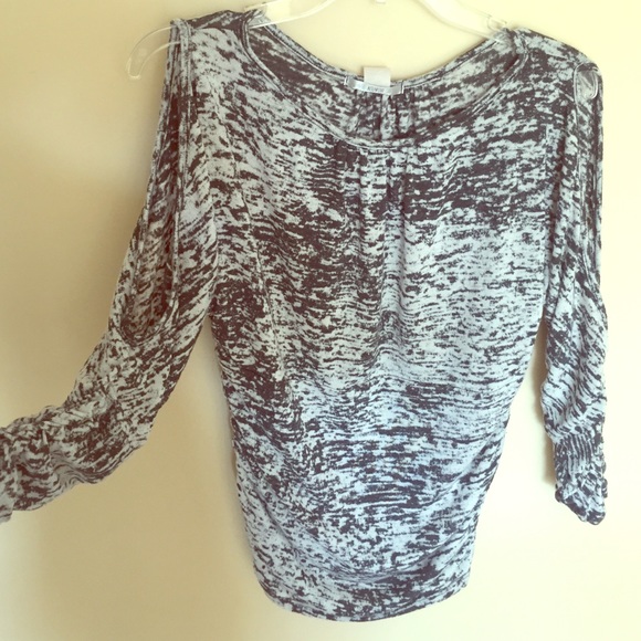🔴SOLD🔴Grey and black sweater!