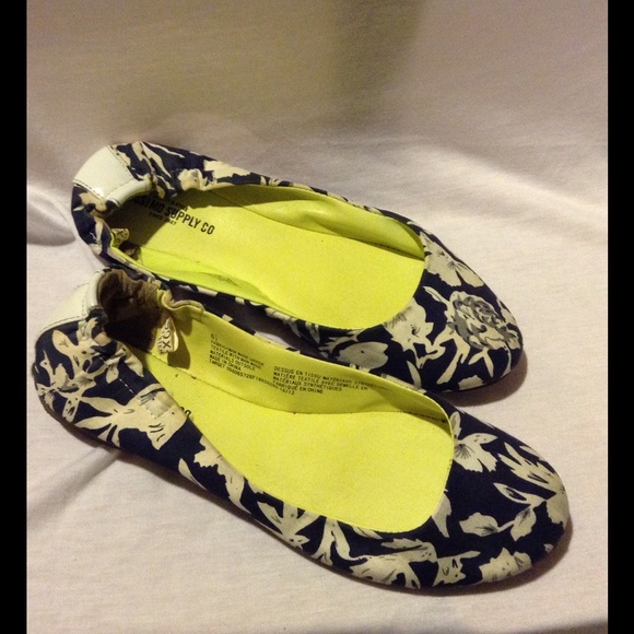 Floral flats