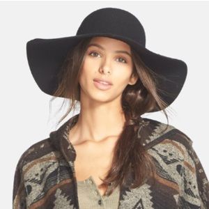 Brown floppy hat