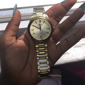 Unisex Gold Watch