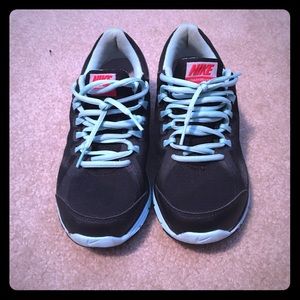 Great Nikes only worn once!