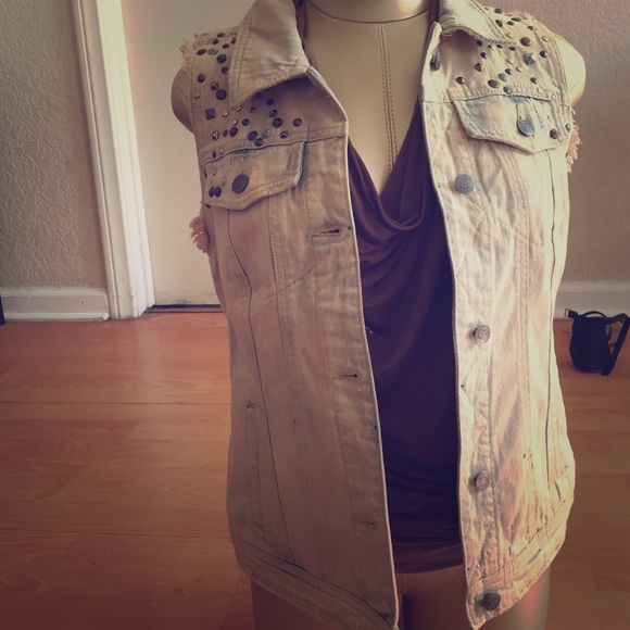 Free People studded light washed denim vest S - Picture 1 of 4