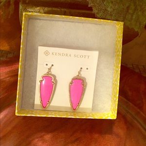 Beautiful Kendra Scott earrings