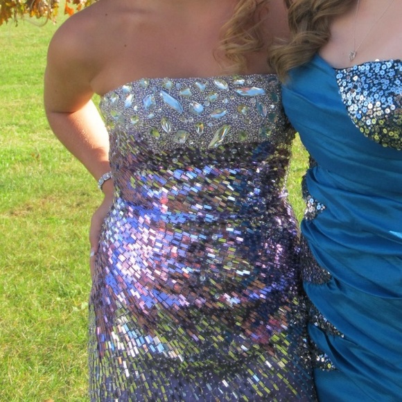 homecoming dress - Picture 4 of 4