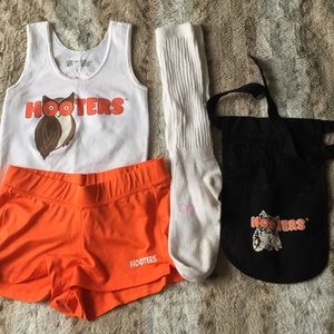 Hooters Bundle For @allyyyking