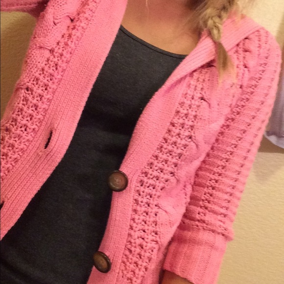 3/4 sleeve aero sweater