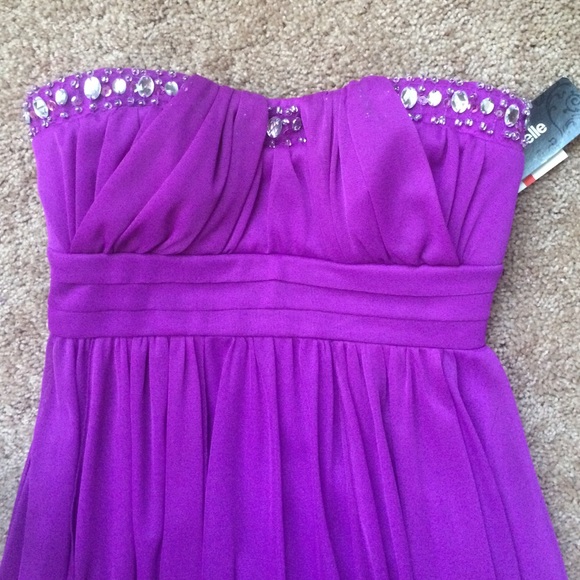 homecoming dress - Picture 2 of 4