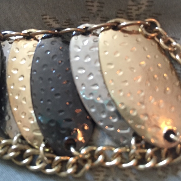 Chunky Necklace - Picture 3 of 3