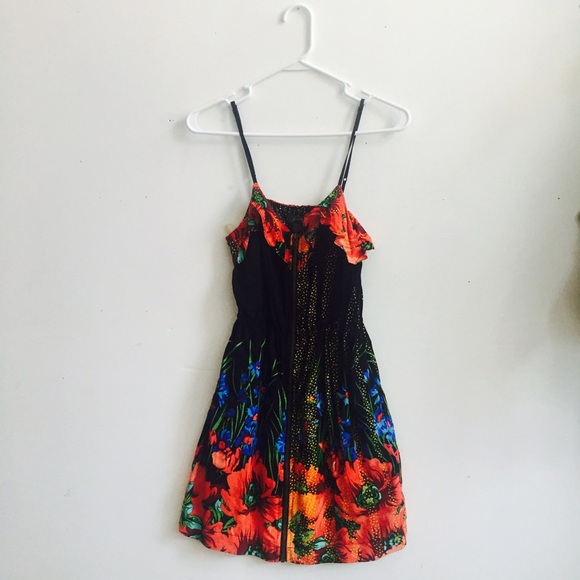 Cute floral zip up dress