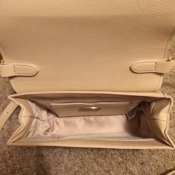 Retro Cross-Body Purse - Picture 2 of 2