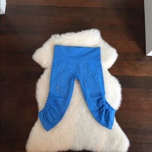 Lululemon cropped pants