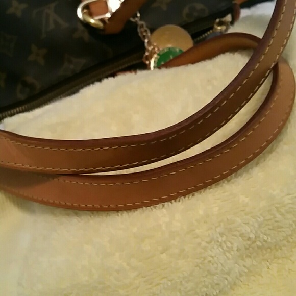 SOLD - Picture 4 of 4