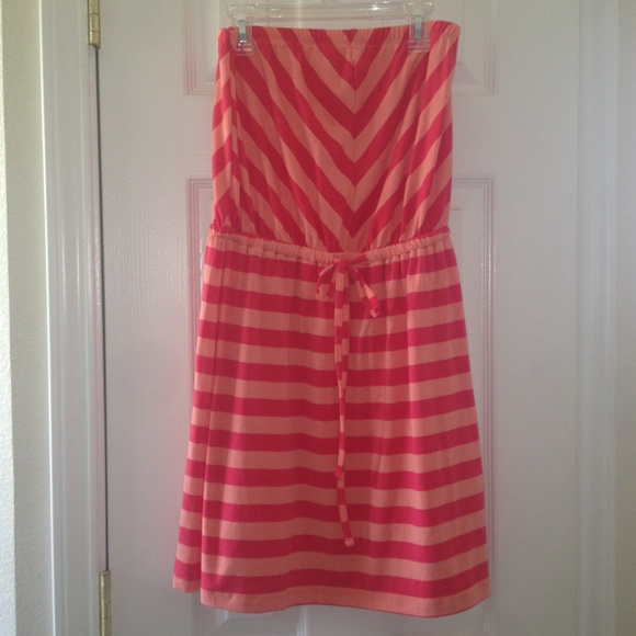 ❌Sold❌Mossimo Supply strapless dress