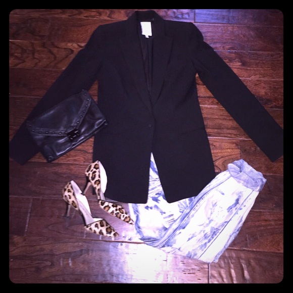 Robert Rodriguez black boyfriend blazer 😎