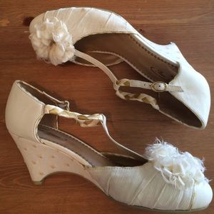 Wedding shoes! White and gold t-strap wedges
