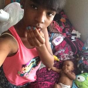 Meet your Posher, Rayana