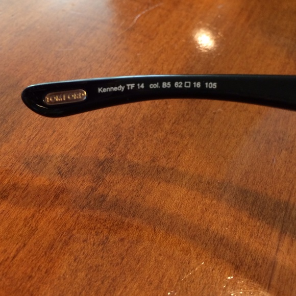 Authentic Black Tom Ford Kennedy TF Sunglasses - Picture 3 of 4