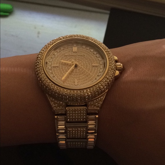Mk watch