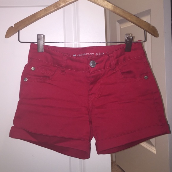 Cute size 0 red shorts!❤️