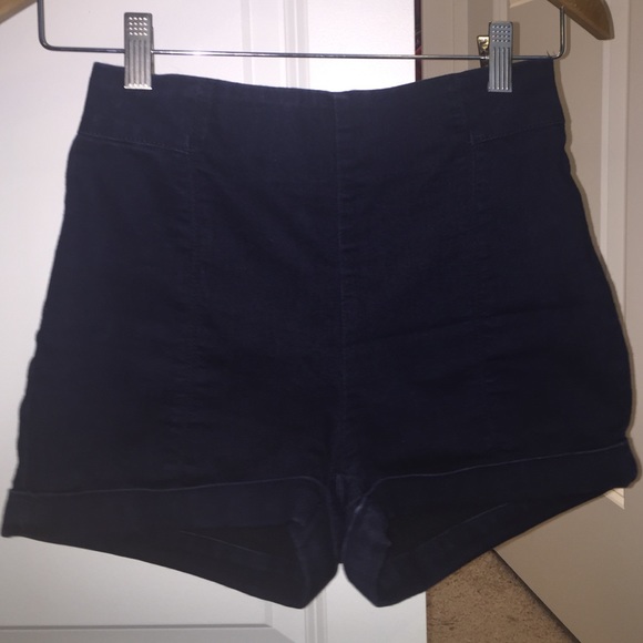 Urban outfitters navy high waisted shorts!💙