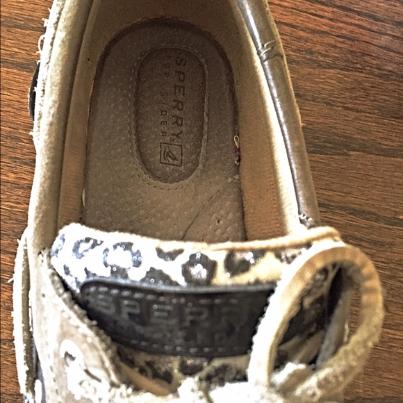Grey Sperry's - Picture 2 of 4