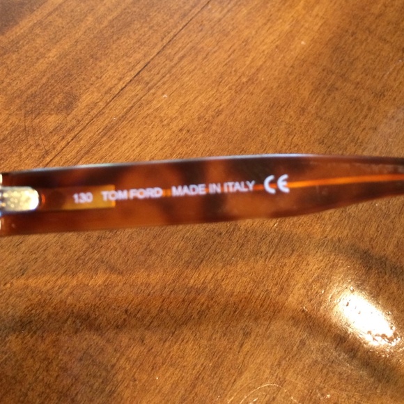 Authentic Tom Ford David Sunglasses - Picture 2 of 3