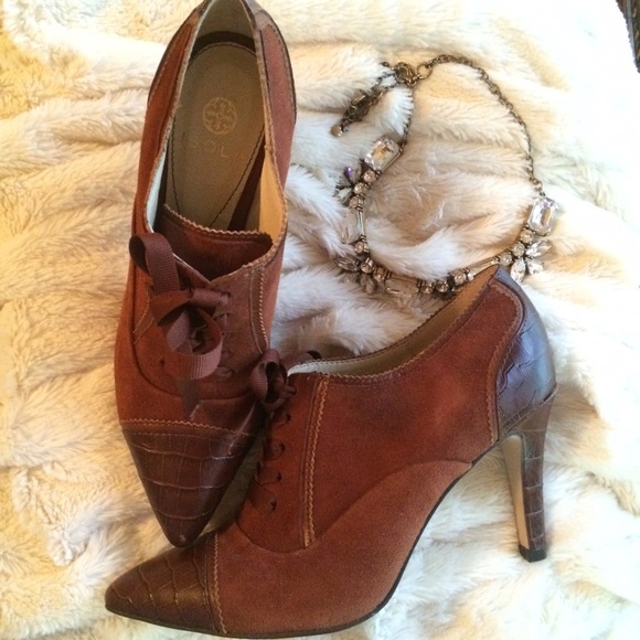 Isolá booties - Picture 2 of 3