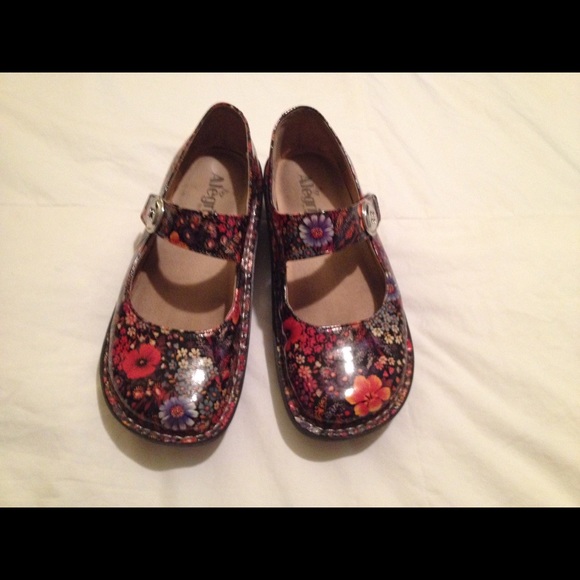 Alegria Paloma Floral Maryjane Clogs