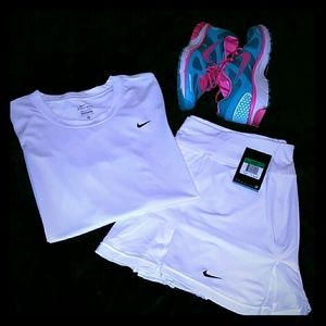 NWT 2 Piece NIKE Dri-Fit tennis skort w t