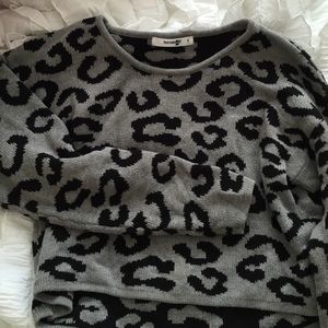 Kensie girl crop cheetah print sweater