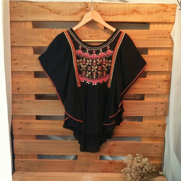 Ecote embroidered blouse