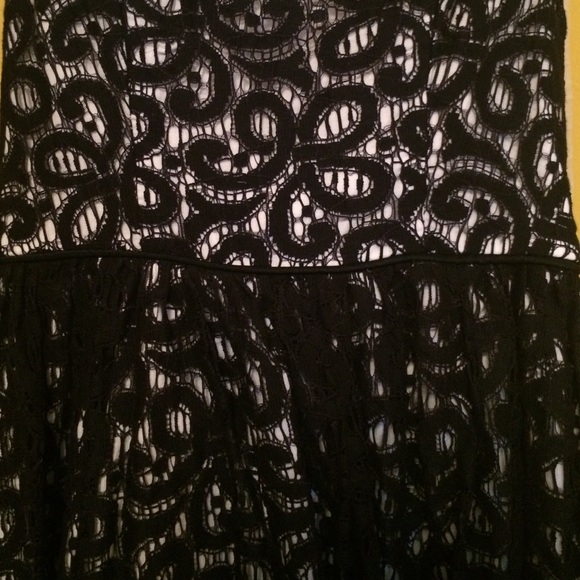 Black and white strapless dress - Picture 2 of 4