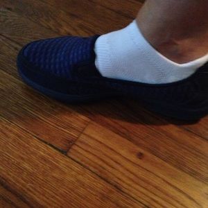 Sketchers memory foam slip on shoes