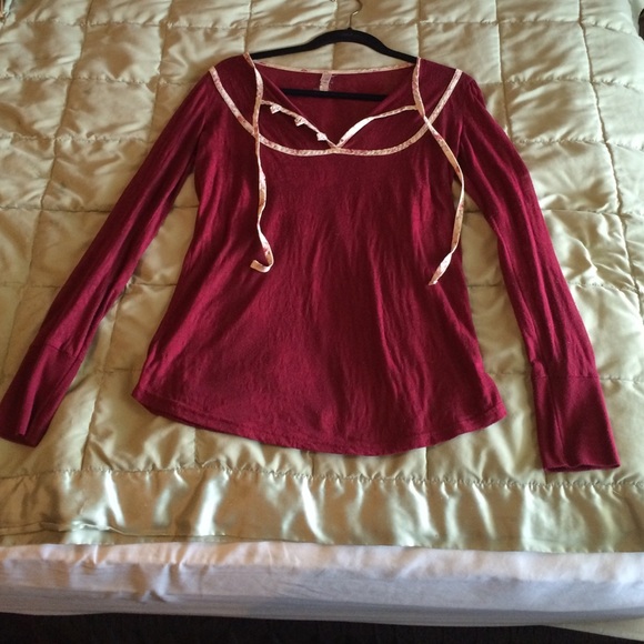 BKE long sleeve top