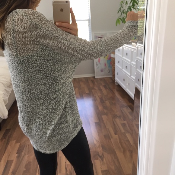 Sold • Black & White Blended Knit Dolman - Picture 4 of 4