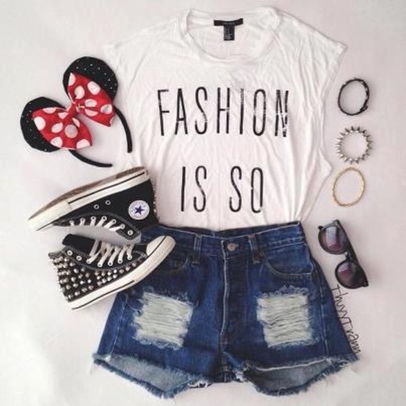 Fashion Is So Out Muscle Tee