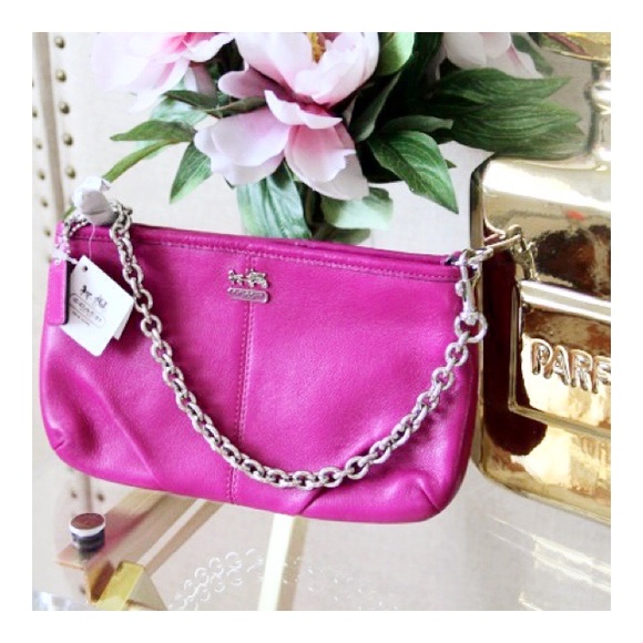 Madison Leather Large Chain Wristlet 48669