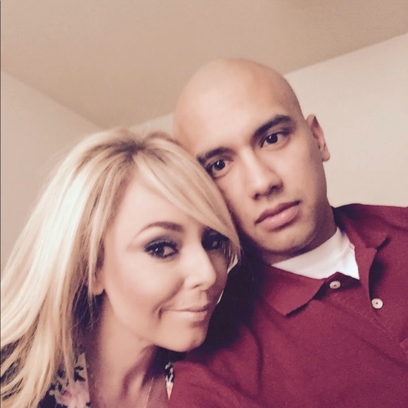 Meet your Posher, Elizabeth - Picture 4 of 4