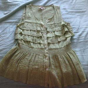 Light green ruffled tank