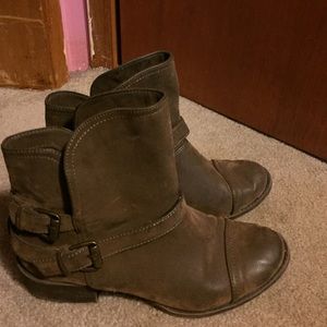 Brown ankle boots