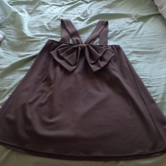 Brown top with big bow